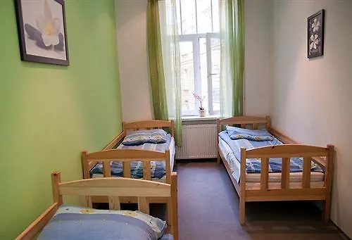קרקוב Hostel Yellow